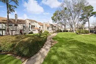 1089 Country Pl Dr, Houston, TX 77079 - Photo 35