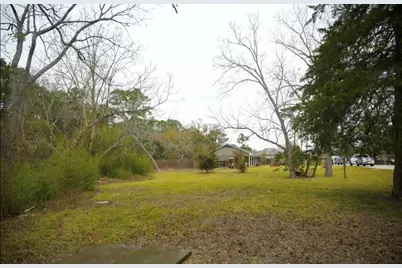 2117 Pecan Street, Dickinson, TX 77539 - Photo 11