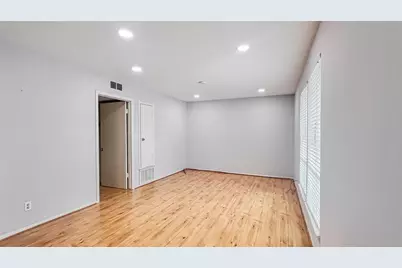 2515 Shakespeare Street #4, Houston, TX 77030 - Photo 3