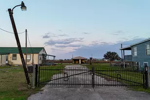 4621 County Rd 459B, Freeport, TX 77541 - Photo 9