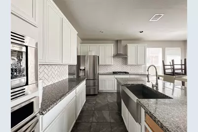 4618 Prairie Springs Lane, Rosharon, TX 77583 - Photo 13