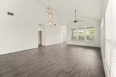3413 Omega Street, Houston, TX 77022 - Photo 15