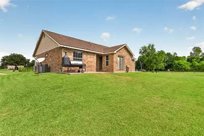 4933 1/2 Powers Ln, Alvin, TX 77511 - Photo 33