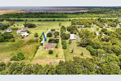 4933 1/2 Powers Ln, Alvin, TX 77511 - Photo 39