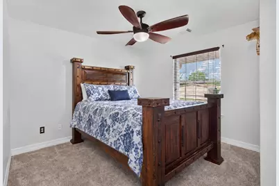 4933 1/2 Powers Ln, Alvin, TX 77511 - Photo 15