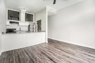 7820 Seawall Blvd, Galveston, TX 77551 - Photo 5