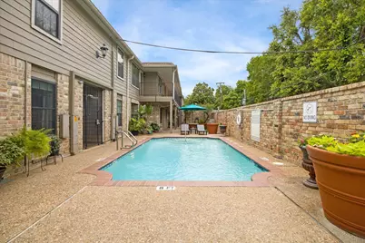 606 Marshall Street #C2, Houston, TX 77006 - Photo 11