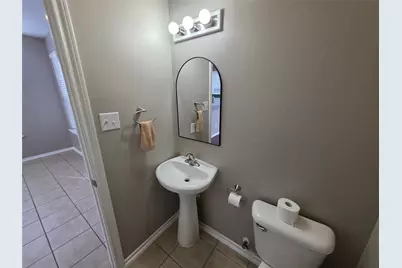 94 N Burberry Park Circle N, The Woodlands, TX 77382 - Photo 9