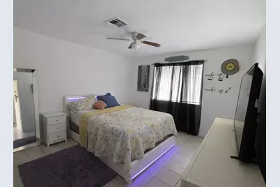7837 Pacific Pearl Street, Houston, TX 77072 - Photo 9
