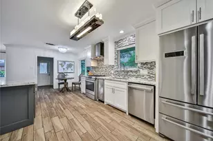 963 Thornton Rd, Houston, TX 77018 - Photo 7