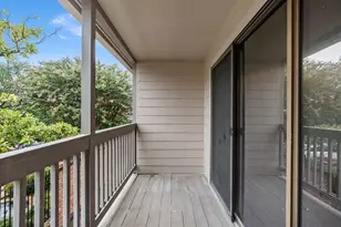 2829 Timmons Ln, Houston, TX 77027 - Photo 21