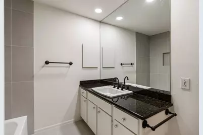 2829 Timmons Lane #146, Houston, TX 77027 - Photo 15