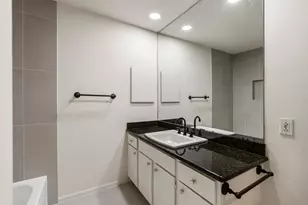 2829 Timmons Ln, Houston, TX 77027 - Photo 15