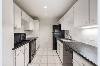 2829 Timmons Lane #146, Houston, TX 77027 - Photo 7