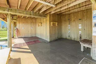 1401 E Beach Dr, Galveston, TX 77550 - Photo 31