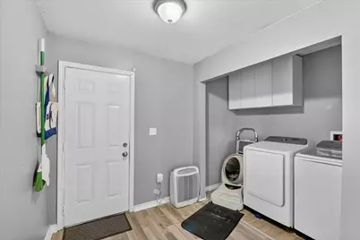 8023 Fountain Street, Houston, TX 77051 - Photo 17