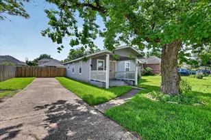 8023 Fountain St, Houston, TX 77051 - Photo 3