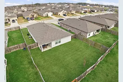 610 Lost Creek Drive, Baytown, TX 77523 - Photo 35
