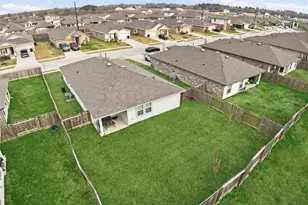 610 Lost Crk Dr, Baytown, TX 77523 - Photo 35