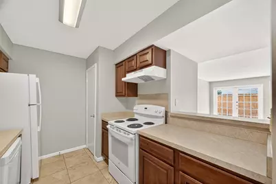 10555 Turtlewood Court #210, Houston, TX 77072 - Photo 13