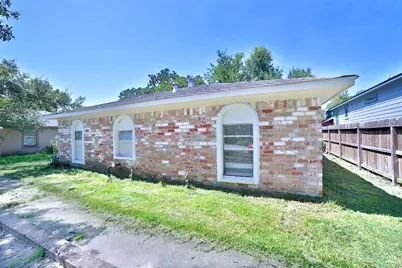 9409 Kentshire Drive, Houston, TX 77078 - Photo 19
