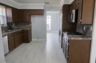 1819 Papoose Trail, Crosby, TX 77532 - Photo 15