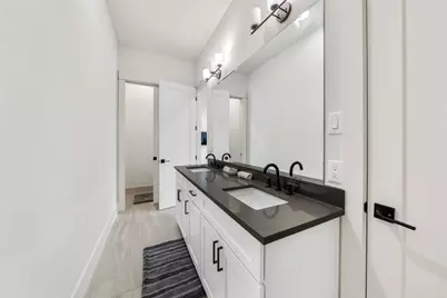 620 E 26th Street, Houston, TX 77008 - Photo 25