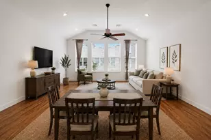 108 Riley Ln, Houston, TX 77003 - Photo 5