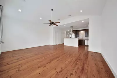 108 Riley Lane, Houston, TX 77003 - Photo 9