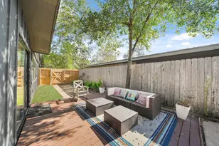 1931 Chaparral Dr, Houston, TX 77043 - Photo 39