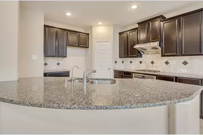 17602 Stamford Oaks Drive, Tomball, TX 77377 - Photo 3