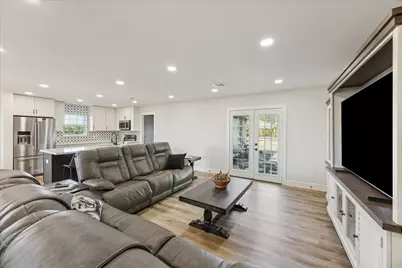 5844 Fm 949 Road, Sealy, TX 77418 - Photo 11