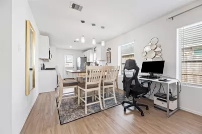 7207 Clover Chase Drive, Katy, TX 77493 - Photo 11