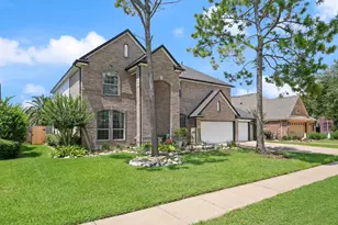 10003 Brookshore Ln, Pearland, TX 77584 - Photo 1