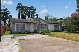 16899 W Juneau, Montgomery, TX 77316 - Photo 1