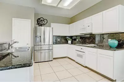 635 Presley Way, Sugar Land, TX 77479 - Photo 7