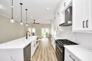 125 E 38th St, Houston, TX 77018 - Photo 17