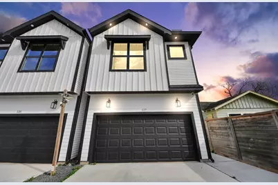 125 E 38th Street, Houston, TX 77018 - Photo 1