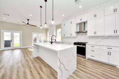 125 E 38th Street, Houston, TX 77018 - Photo 11