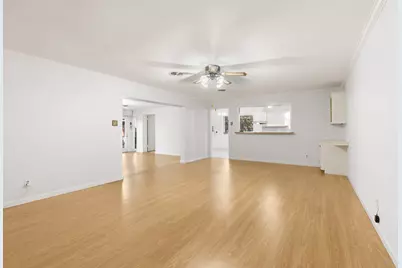 10310 Willowgrove Drive, Houston, TX 77035 - Photo 17