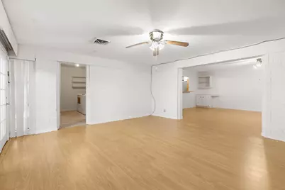 10310 Willowgrove Drive, Houston, TX 77035 - Photo 21