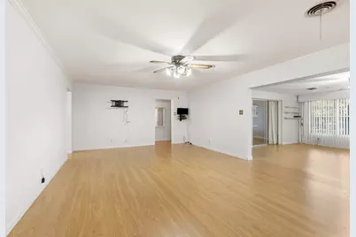 10310 Willowgrove Drive, Houston, TX 77035 - Photo 19