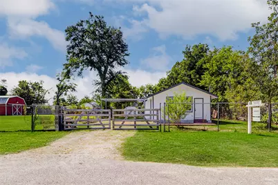 3414 Le Badie Street, Houston, TX 77026 - Photo 3