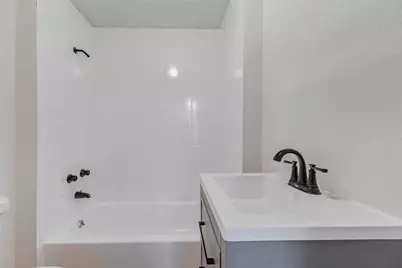 3414 Le Badie Street, Houston, TX 77026 - Photo 11