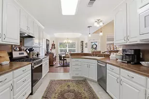 232 N Dixie St, Brenham, TX 77833 - Photo 17