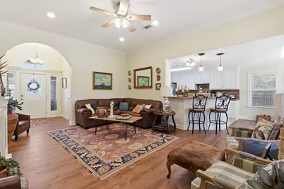 232 N Dixie Street, Brenham, TX 77833 - Photo 9