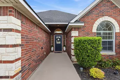 232 N Dixie Street, Brenham, TX 77833 - Photo 5