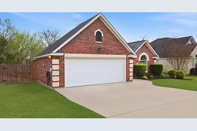 232 N Dixie Street, Brenham, TX 77833 - Photo 3