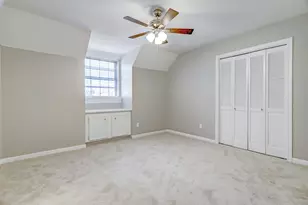 10719 Bayou Glen Rd, Houston, TX 77042 - Photo 17