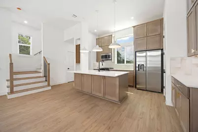 2125 Hoskins Drive #D, Houston, TX 77080 - Photo 7